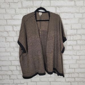 Cupio cute printed sweater poncho/cardigan